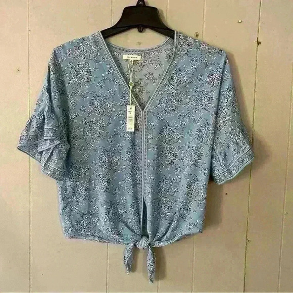 Max Studio Wmn's Blue Floral Short Sleeve  Blouse Boho Breezy Size Small - Picture 1 of 3